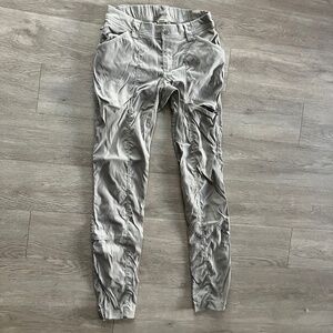 Duluth Dry on the Fly Slim Leg Women's Pants 2x33 - khaki